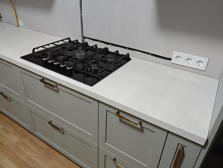 Столешница из кварца Avarus R122